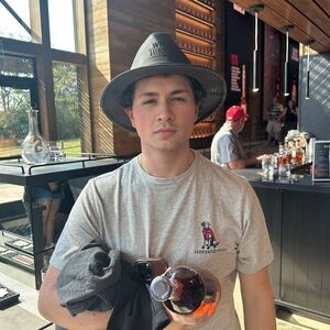 Meet your Posher, Sam